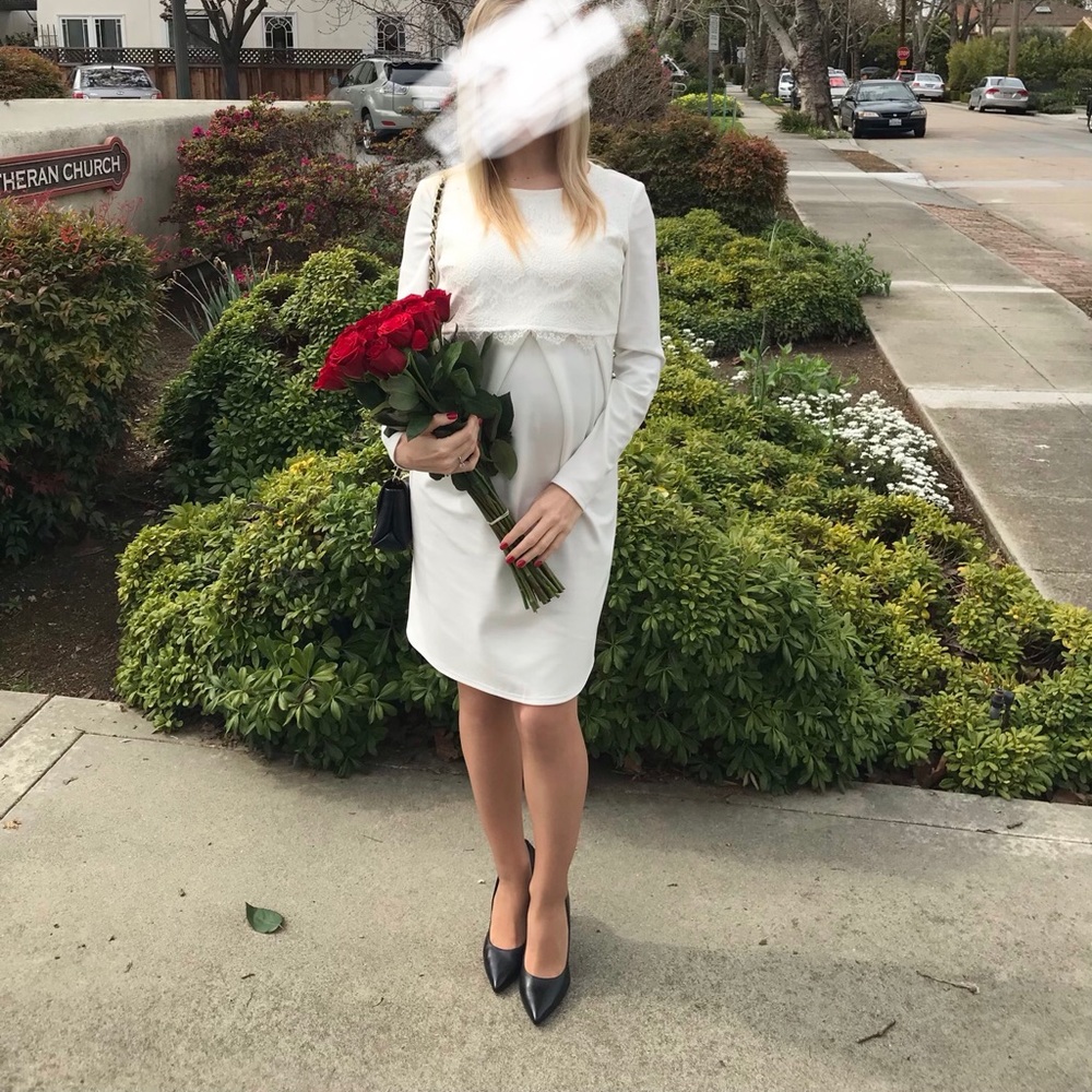 Beautiful maternity dress